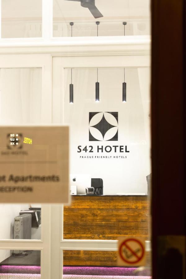 S42 Hotel Praga Exterior foto