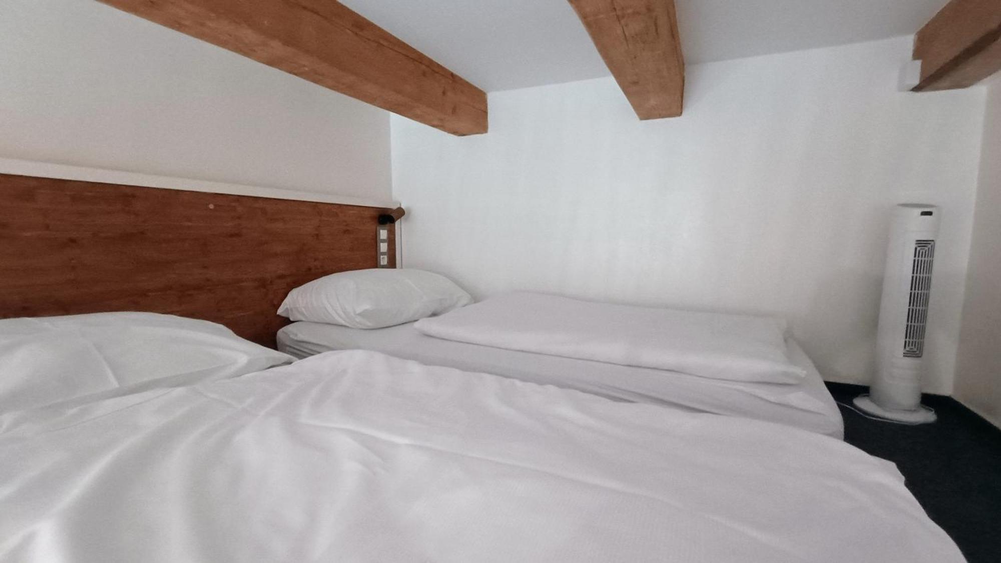 S42 Hotel Praga Cameră foto